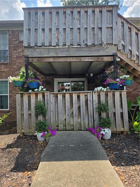 5681 Kingsport Drive Atlanta GA 30342