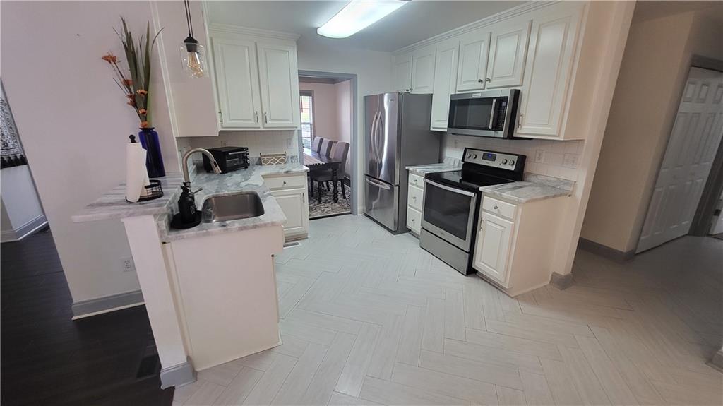 Meadow Brook Ridge - Residential