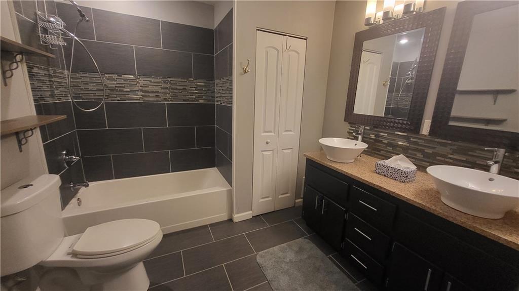 Meadow Brook Ridge - Residential