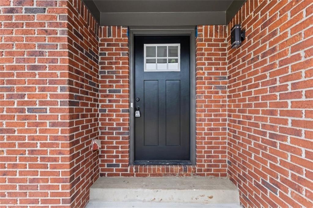 1111 Pin Oak Drive