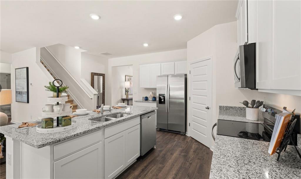 Twin Lakes - Residential