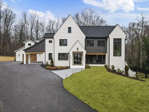 Homes For Sale - 1980 Birmingham Road<br/> Milton, GA 30004