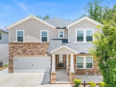Homes For Rent - 5021 Silver Canoe Way Street<br/> Lawrenceville, GA 30044