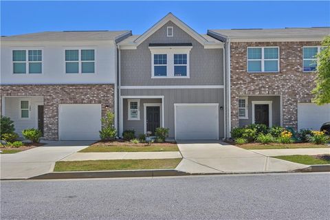 Townhouse For Sale - 103 Thetford Way<br/> Winder, GA 30680