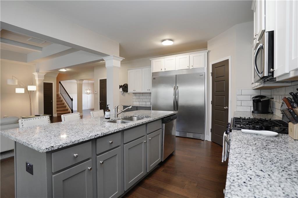1269 Victoria Walk Lane