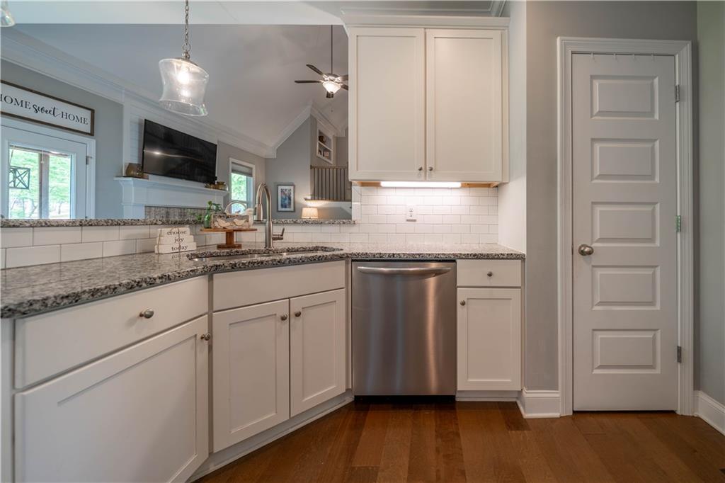 13 Jamilee Cove, Cartersville, Georgia image 12
