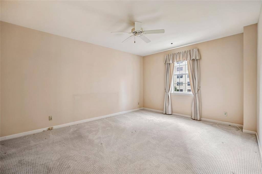The Barony on Peachtree - Residential