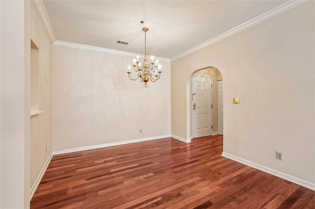 The Barony on Peachtree - Residential