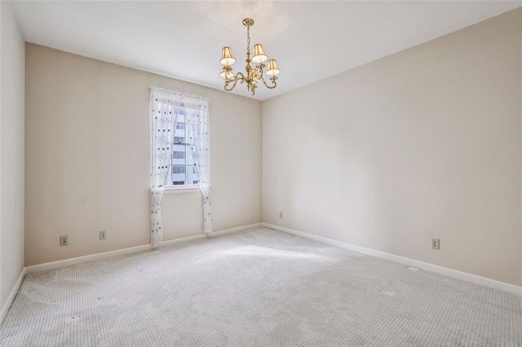 The Barony on Peachtree - Residential