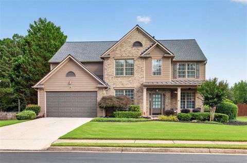 Homes For Sale - 6630 Grand Magnolia Drive<br/> Sugar Hill, GA 30518