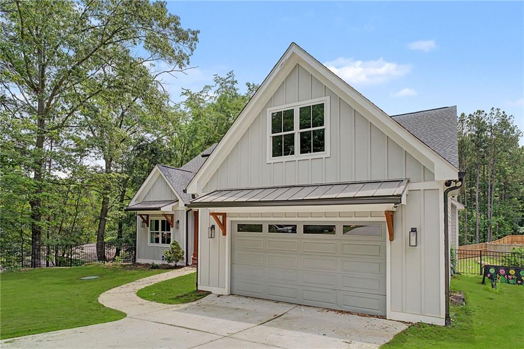376 Hunnicutt Road SE