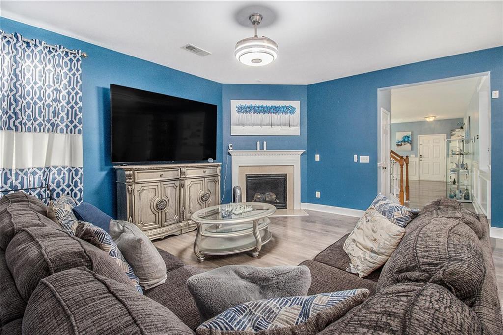 2784 Jordan Lane