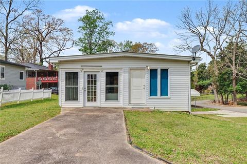 Homes For Sale - 148 Robertson Avenue<br/> Tallapoosa, GA 30176