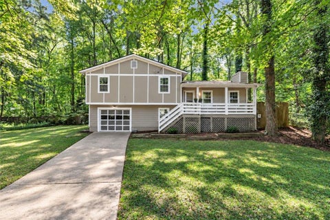 Homes For Sale - 1887 Merry Oak Court<br/> Marietta, GA 30008