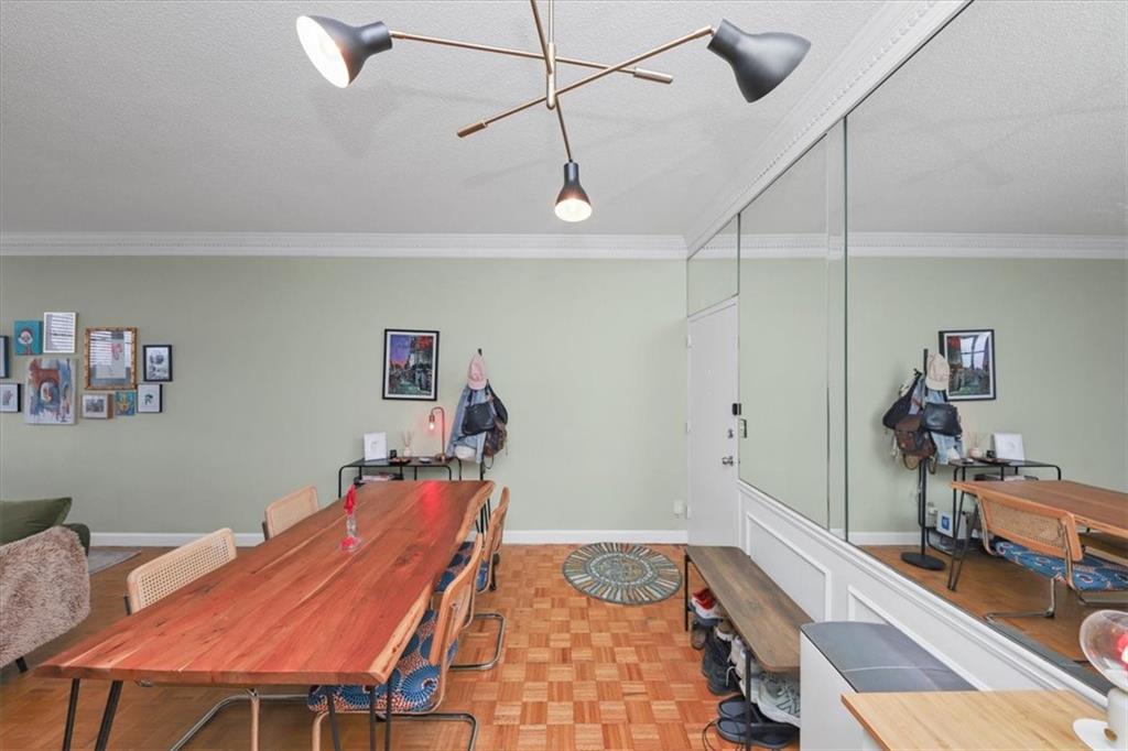 3060 Pharr Court North NW 608