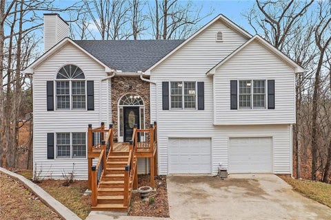 Homes For Sale - 3535 Cameron Circle<br/> Gainesville, GA 30506