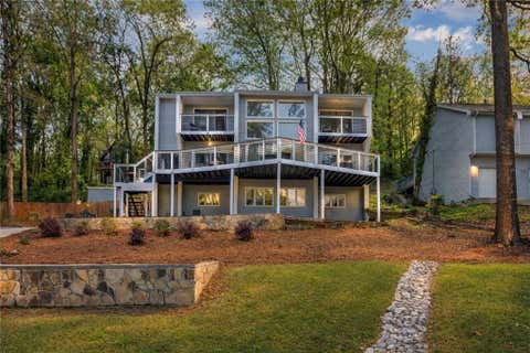 Homes For Sale - 8515 Lake Drive<br/> Snellville, GA 30039