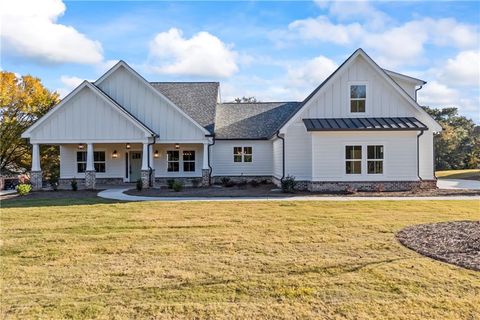 1290 Grapevine Trail Monroe GA 30656