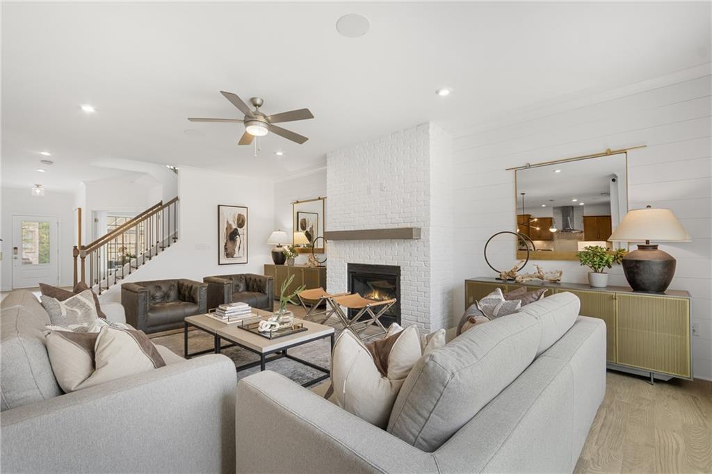 4396 Azalea Ridge Way