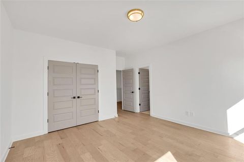 listing image 52