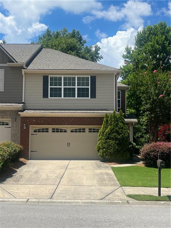This beautiful townhome with great school district and close to Shopping, restaurants and major highways. Rare end unit with great backyard as well.