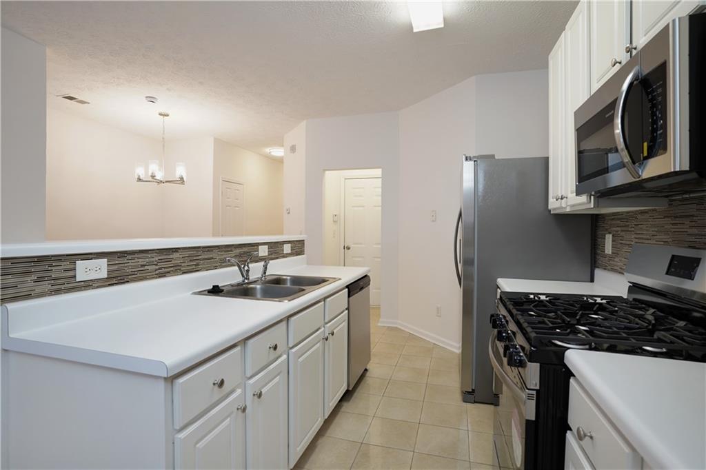 5770 Terremont Circle, Norcross, Georgia image 13