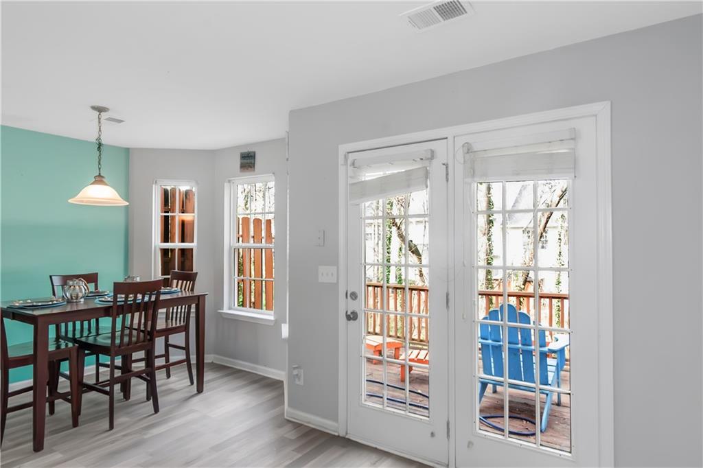 2025 Shawn Wayne Circle SE