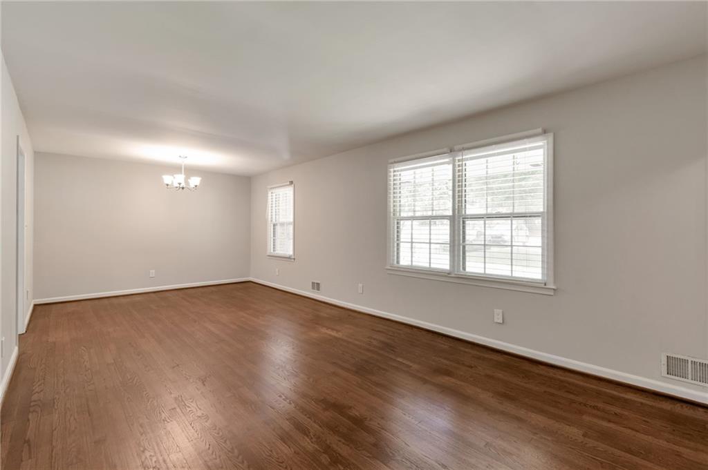 1289 Renee Drive SW
