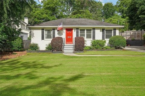 Photo of 1631 Fearn Circle NE, Brookhaven, GA 30319 (MLS # 7791272)