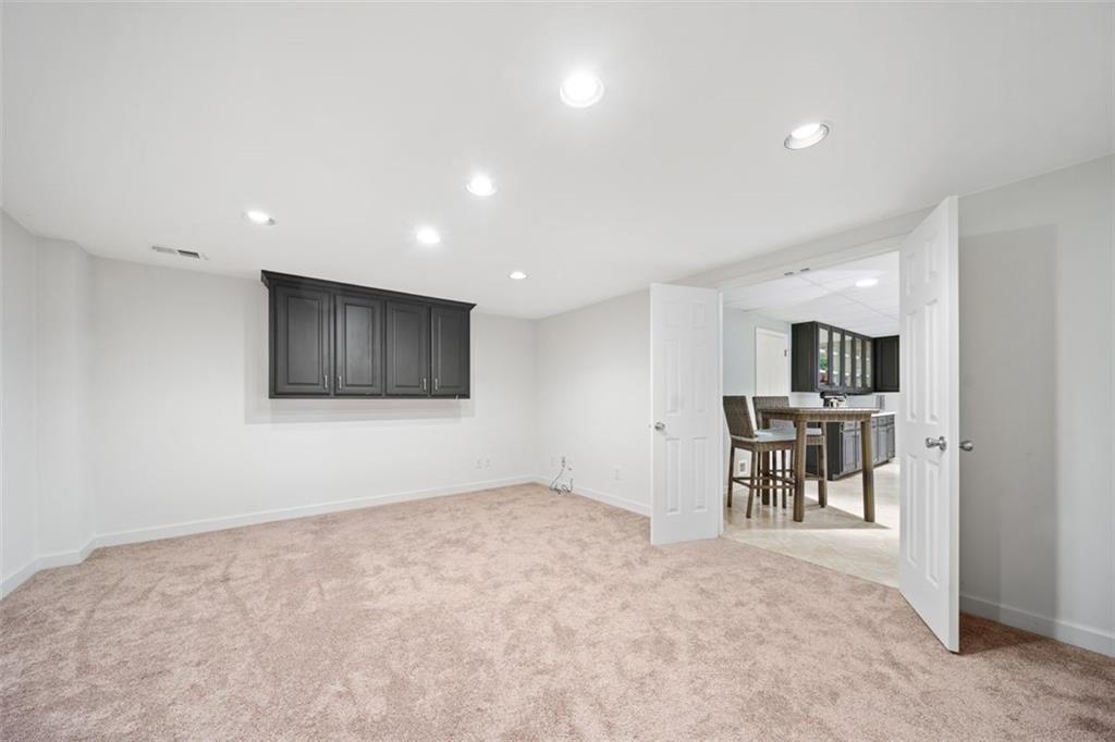 302 W Country Drive, Johns Creek, Georgia image 38