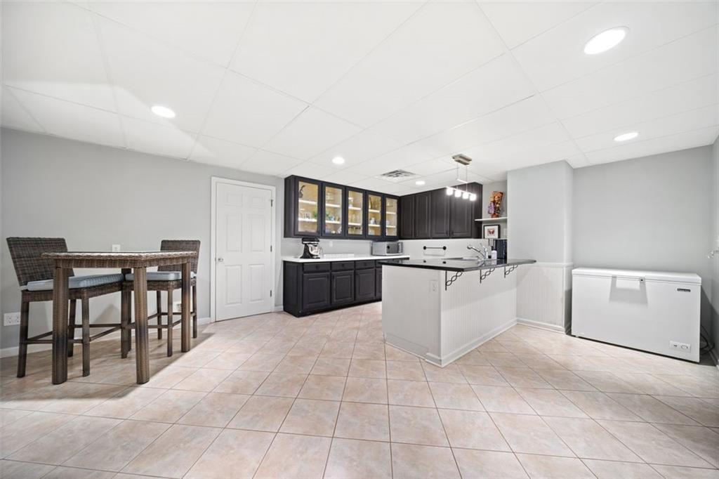 302 W Country Drive, Johns Creek, Georgia image 40