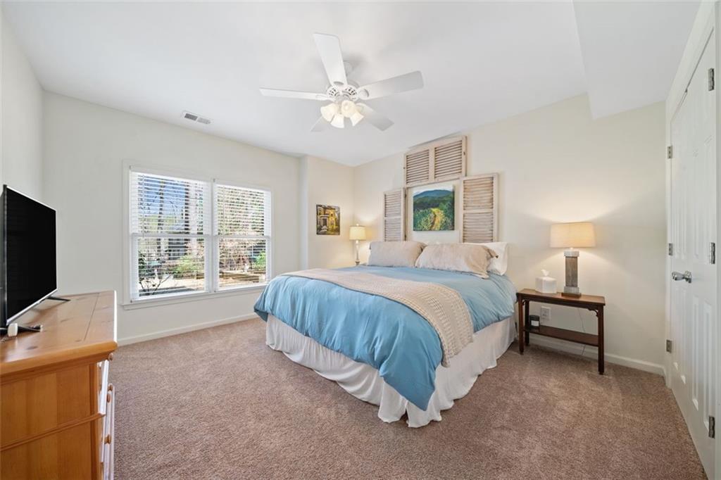 302 W Country Drive, Johns Creek, Georgia image 35