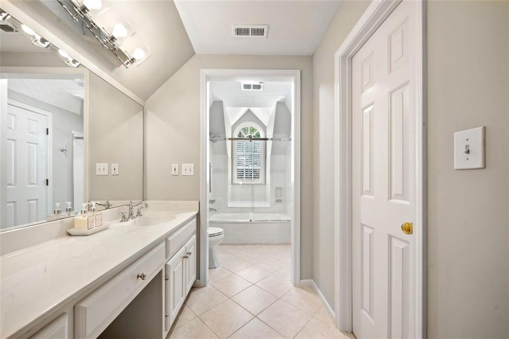 302 W Country Drive, Johns Creek, Georgia image 29