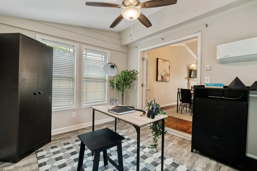 Smyrna, Georgia 30082, United States, 5 Bedrooms Bedrooms, ,3 BathroomsBathrooms,Residential,Active,146617