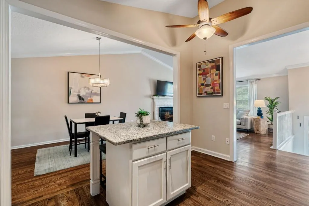 Smyrna, Georgia 30082, United States, 5 Bedrooms Bedrooms, ,3 BathroomsBathrooms,Residential,Active,146617