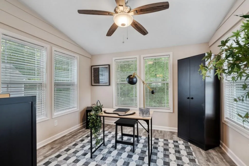 Smyrna, Georgia 30082, United States, 5 Bedrooms Bedrooms, ,3 BathroomsBathrooms,Residential,Active,146617