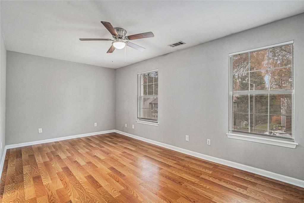 TWIN BRIDGES - Residential