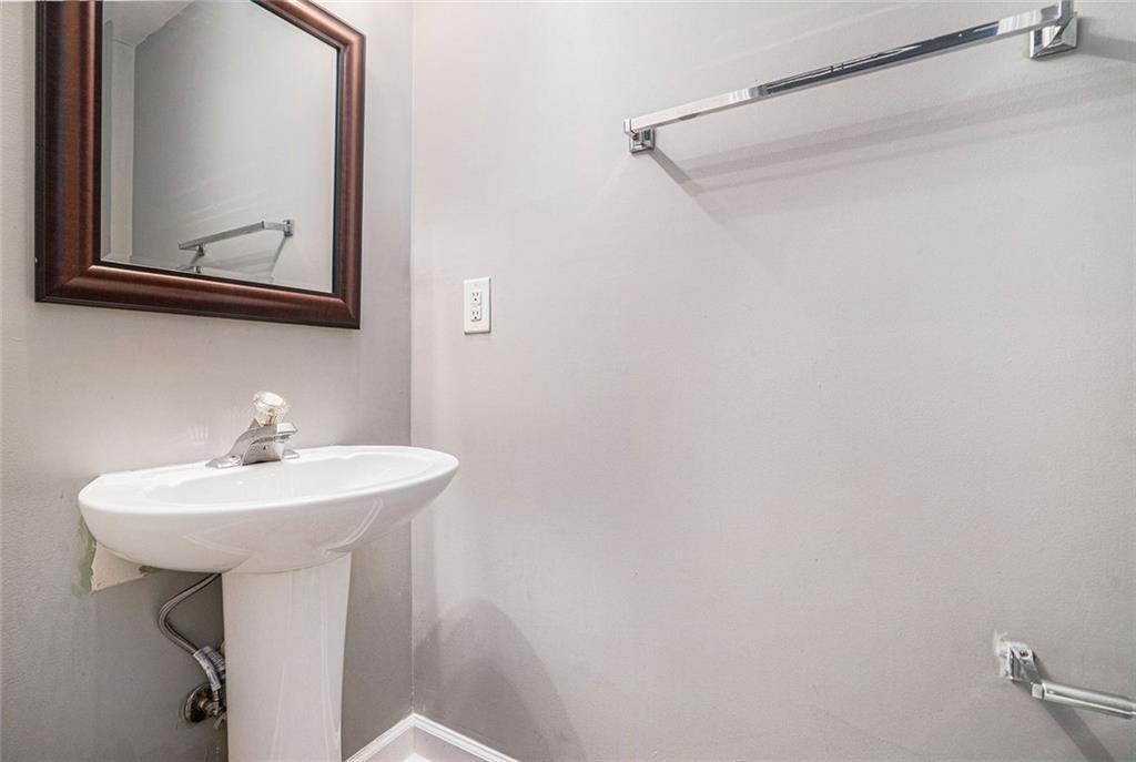 TWIN BRIDGES - Residential