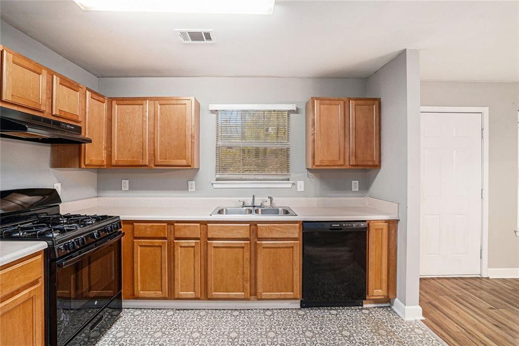 TWIN BRIDGES - Residential