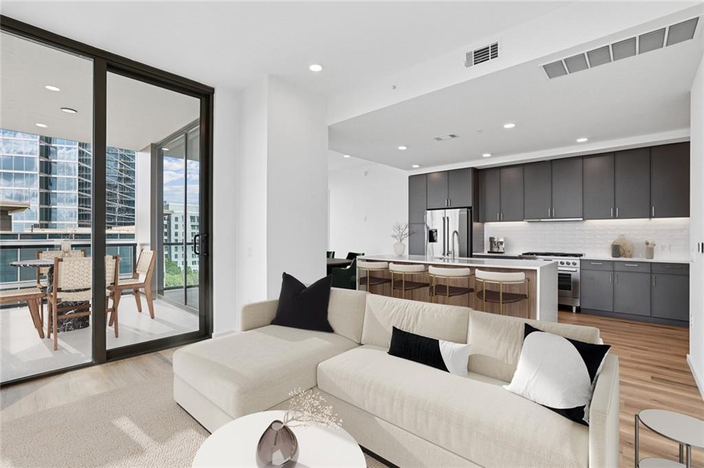 1081 Juniper Street NE S3C