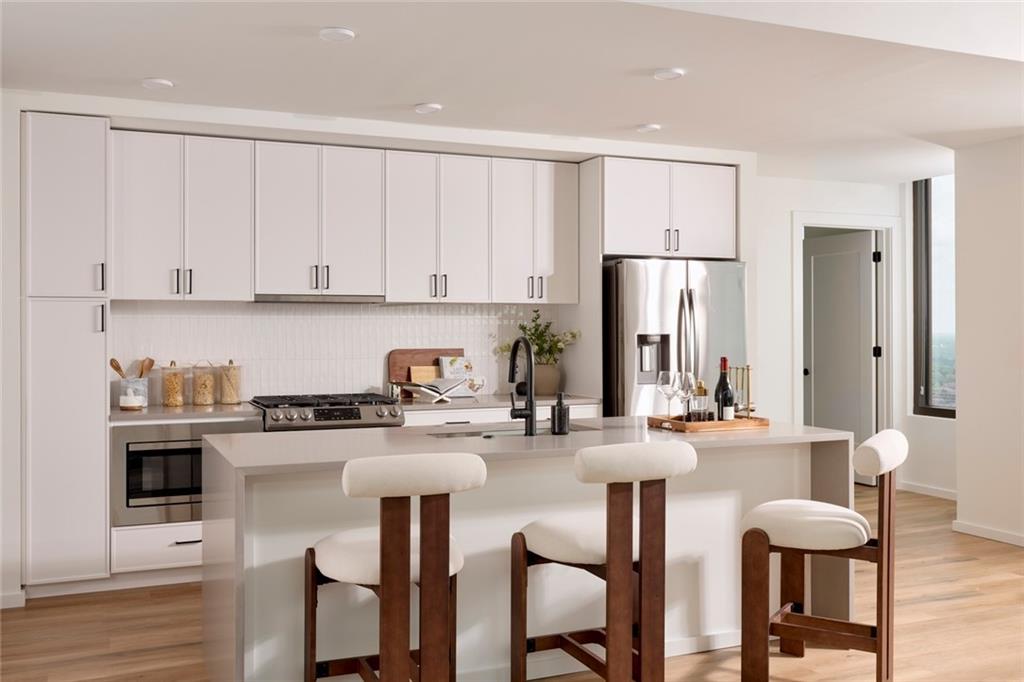 1081 Juniper Street NE S3C