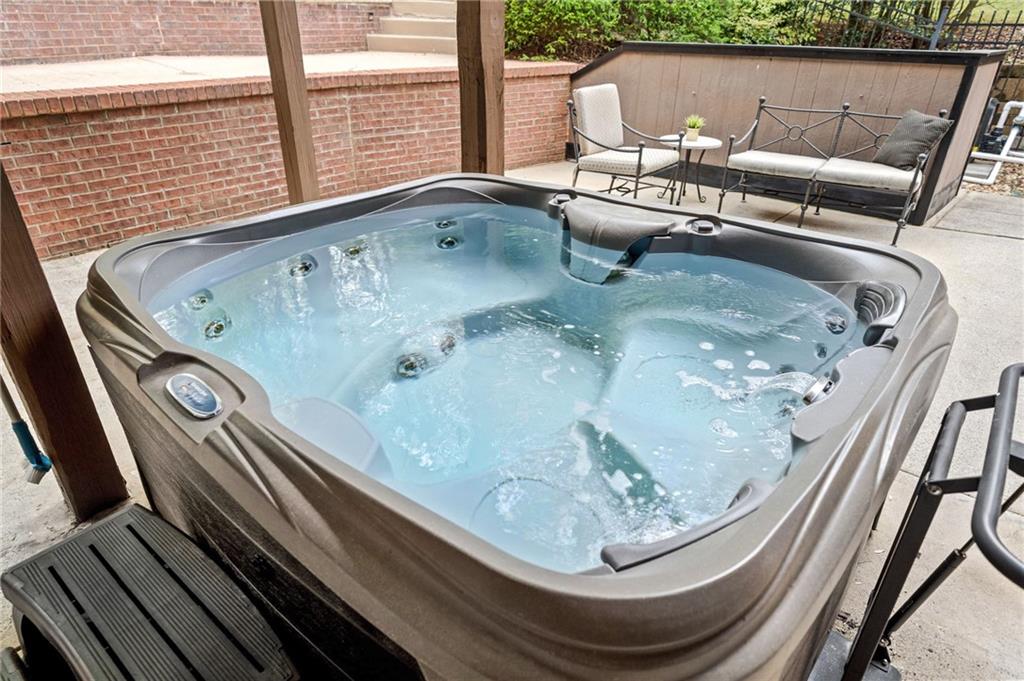 9250 Nesbit Lakes Drive, Alpharetta, Georgia image 49