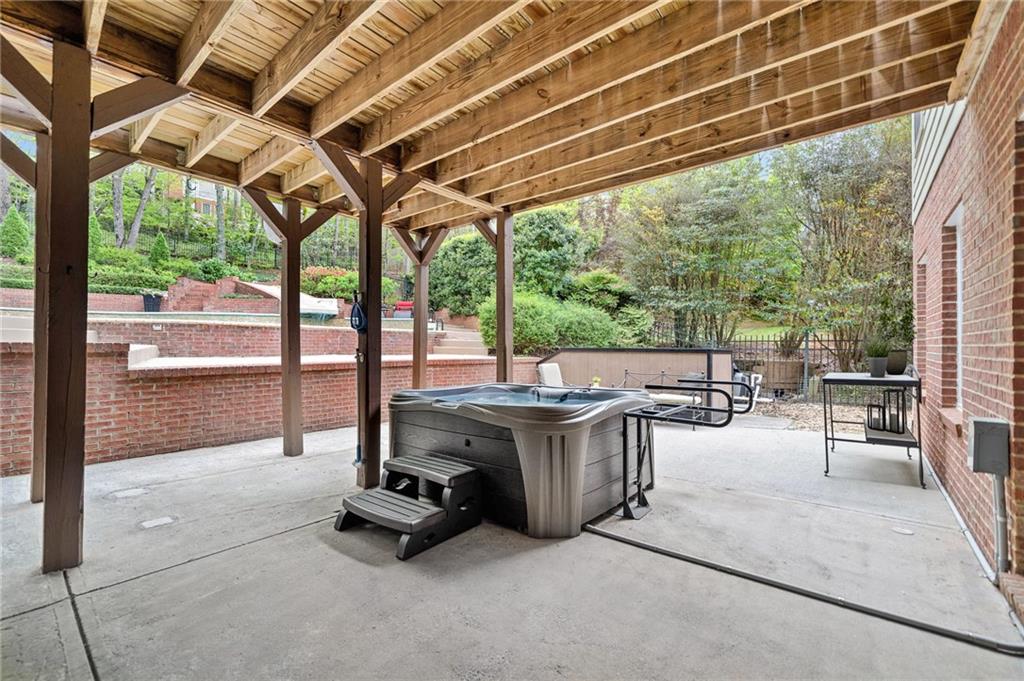 9250 Nesbit Lakes Drive, Alpharetta, Georgia image 48