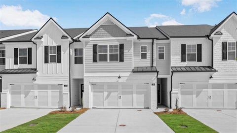 Townhouse For Sale - 232 Sound Circle<br/> Stockbridge, GA 30281