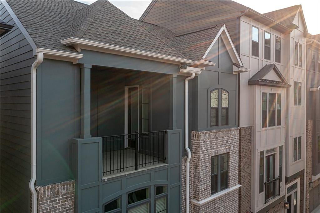 529 Broadview Place