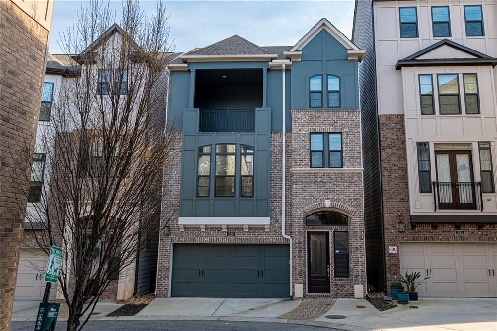 529 Broadview Place