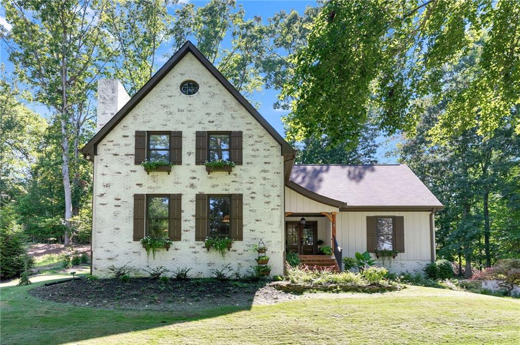 3075 Stillwater Drive