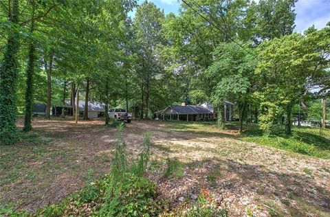 A home in Calhoun