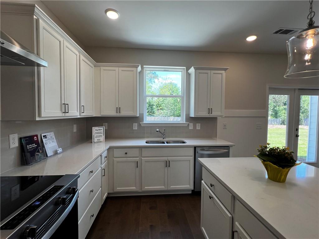 1712 Hickory Heights (Lot 1) Way