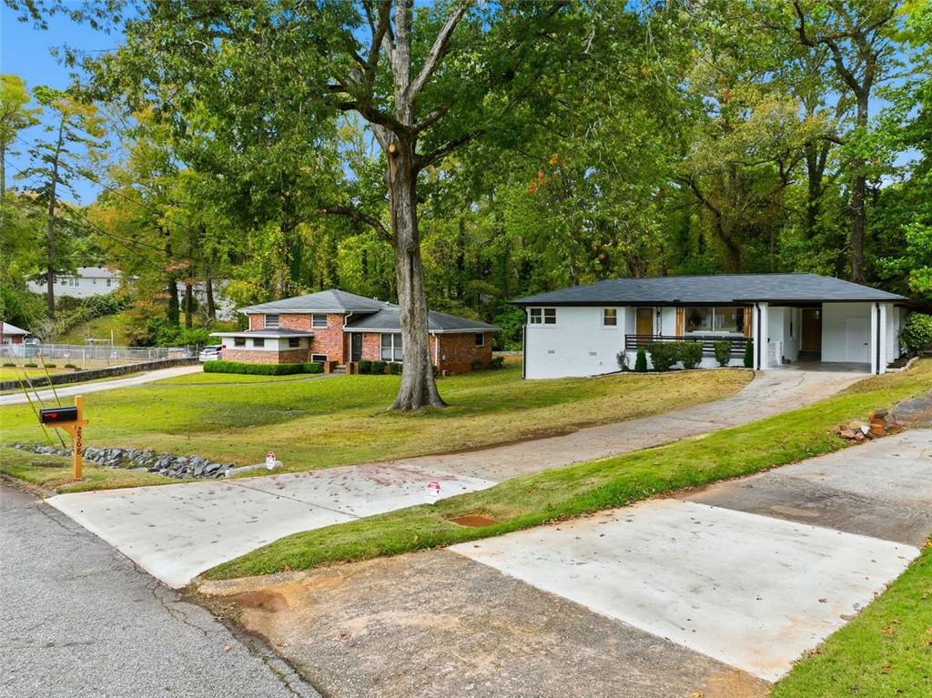 2568 Fontaine Circle